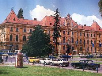 Obrtna škola, Trg Maršala Tita (današnji Trg Republike Hrvatske), oko 1987. godine